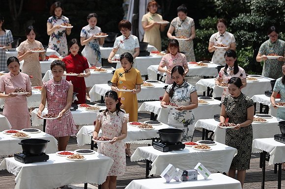 “她力量”潜力无限，平台企业新模式助力女性创业爆发期