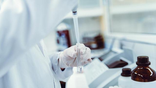 疫苗生产链：楚天科技取代东富龙成药机“一哥”，股价一个大涨一个大跌藏何玄机