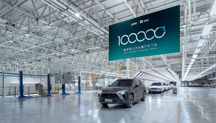 季度交付超2万，毛利过20%，平均车价43万，手握475亿的蔚来，奔驰宝马奥迪怕了吗？