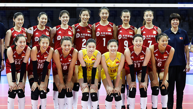 横扫！完胜！中国女排回来了