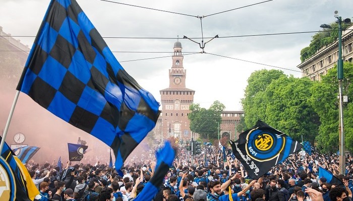 爷青回！ 国际米兰时隔11年再夺意甲冠军