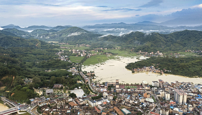 应急管理部：5月南方多地洪涝灾害风险增大，云南旱情可能进一步发展