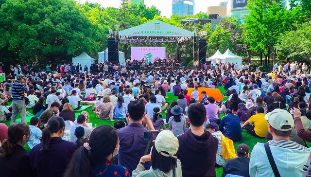 “浓情静安·爵士春天”音乐节落幕，春风草地上的中国爵士体验 | 文旅快报
