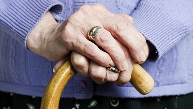 老龄化成基本国情，延迟退休“不可避免”