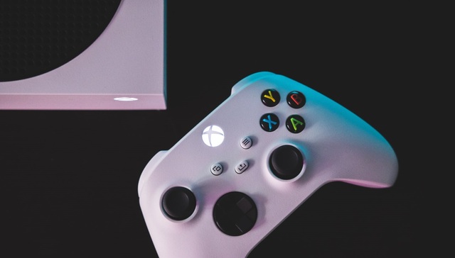 微软宣布新一代Xbox国行6月10日发售：Xbox Series X售价3899元