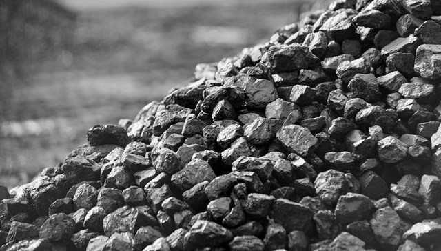 重庆吊水洞煤矿“12·4”重大火灾事故致23死1伤，26人被处理