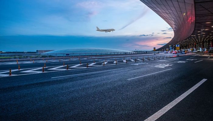西部实施史上最大空域调整，为成都天府机场投运打基础