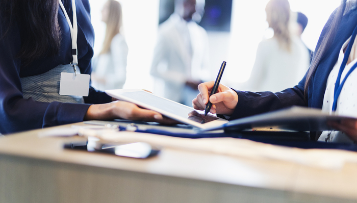 远程面试，AI筛选简历，企业数字化转型在加速