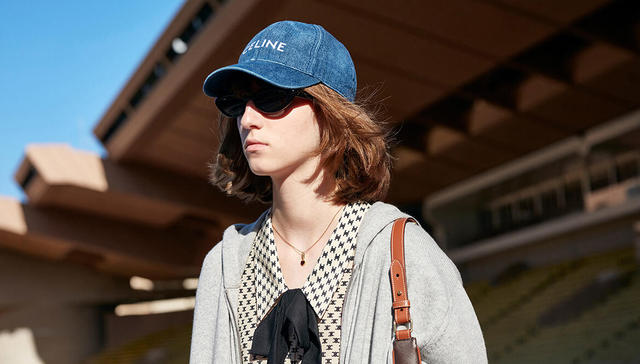 曾经最“高冷”的CELINE，也终于开通了小红书官方号