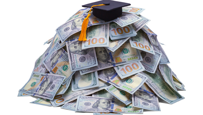 “天临三年”毕业季，论文查重费用疯涨近10倍？