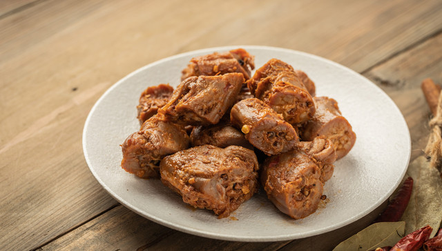 财务数据惨淡,卤制品