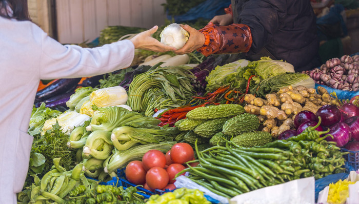 爆爆团,本地生活