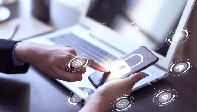 互联网券商竞逐数字货币“新战场”，富途、老虎证券拟申请海外加密货币交易牌照