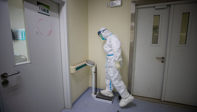 【特写】被新冠推向前台的“院感科”：坐了那么多年的冷板凳突然热了