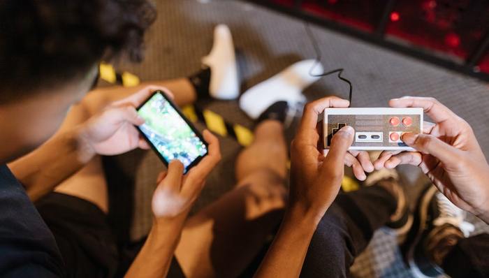 摩尔庄园,怀旧游戏,分发渠道,吉比特