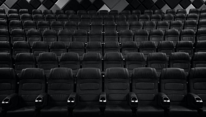 股价暴涨,投机,连锁院线