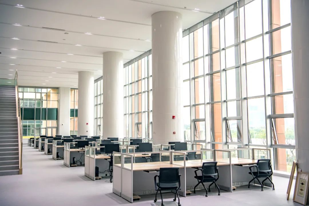 数字化档案查阅区