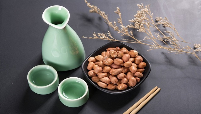 *ST天成,涨停,白酒借壳,ST岩石,舍得酒业,大豪科技,红星二锅头