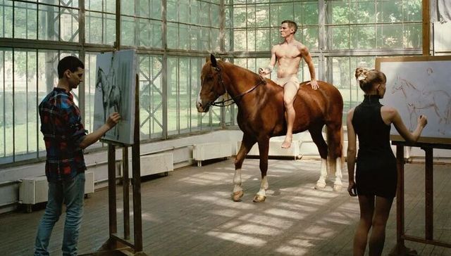 “浪漫”是诗意，“现实主义”则关乎我们的日常和生活 | 6月沪京展览推荐