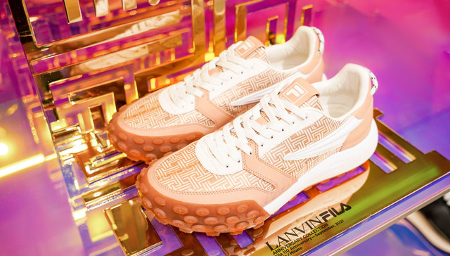 Louis Vuitton新手袋多变又百搭，FILA和LANVIN联名了丨是日美好事物