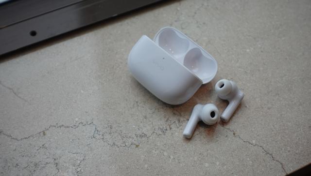 vivo TWS 2真无线降噪耳机体验：主动降噪成最大卖点