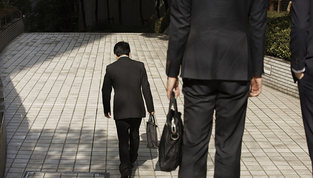 董事长摇变“拟任总经理”！财信吉祥人寿再迎人事变局，保费收入三连降