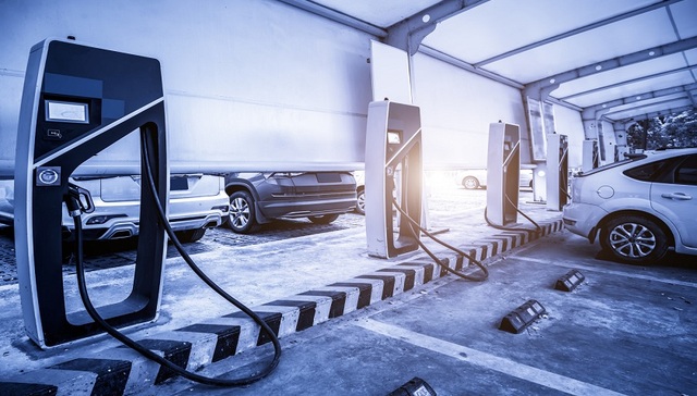 锂电池,长安汽车,嘉元科技,华友钴业,宁德时代,比亚迪,减持