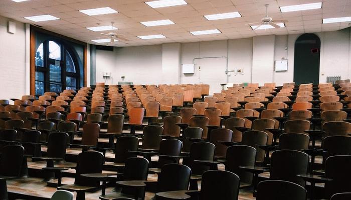 政策利好,赴港上市,通才教育