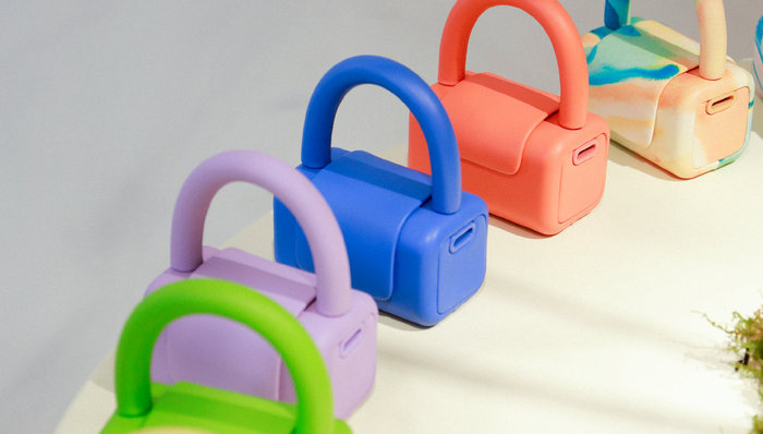 这个牌子的包什么都装不下，但一年能卖出1亿元