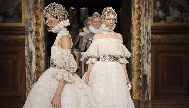 管你喜不喜欢，反正“泡泡袖”红了！