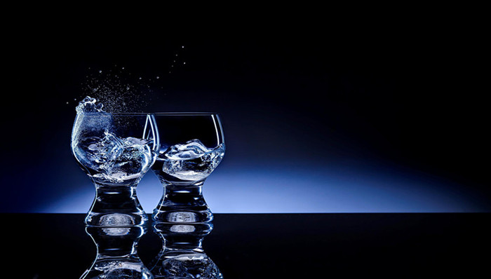 三大酒企股价半年涨幅还不到5%，白酒股还有机会吗？| A股2021中期投资策略④