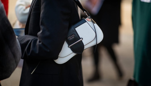 【评论】腋下包也“内卷”，背后是奢侈品牌的焦虑