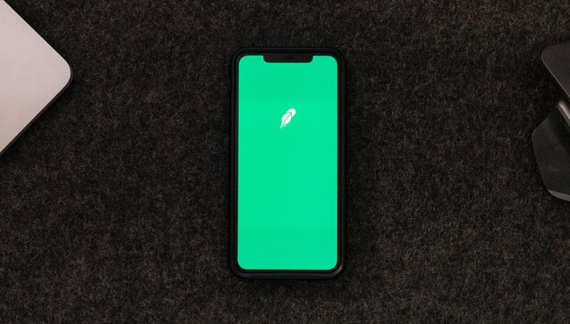 网络券商Robinhood递交IPO申请，2020年总营收9.59亿美元