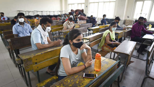 美国30州未达7月4日接种目标，以色列将捐赠快到期的辉瑞疫苗 | 国际疫情观察（7月5日）