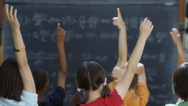 中消协：六成以上教培机构证照不齐，二次点名卓越教育、新东方