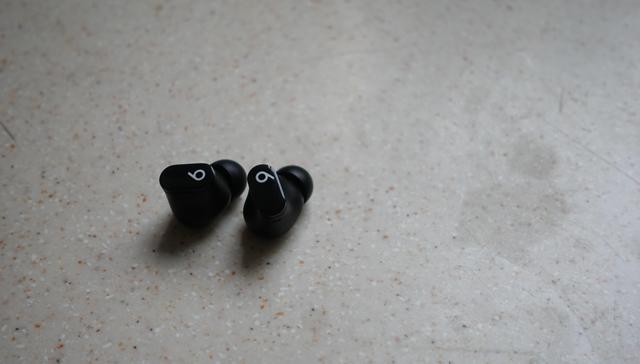 老玩家变“新选手”，Beats第二款真无线蓝牙耳机值得入手吗？