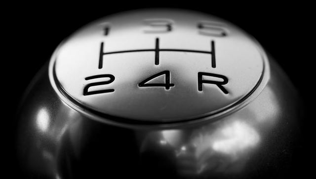 北汽蓝谷,华为,业绩下滑