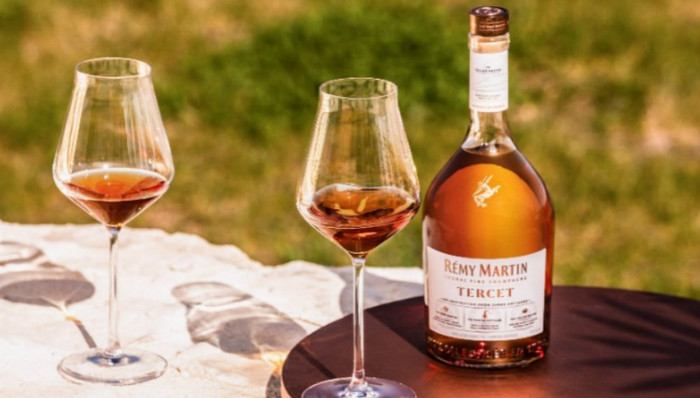 歌帝梵与B站联名出冰淇淋，米其林大厨为法航设计头等舱菜单 | 美食情报