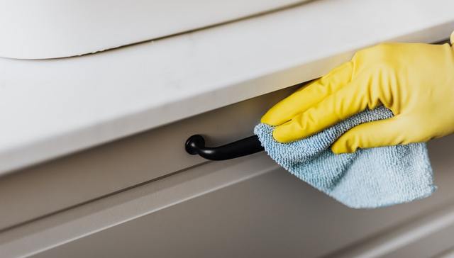 本地生活,业务调整,扩张