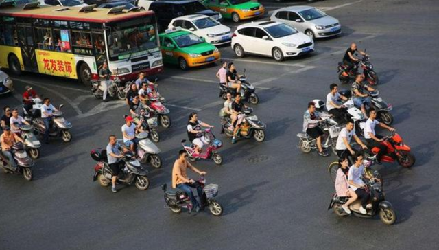 电动车,小牛,雅迪