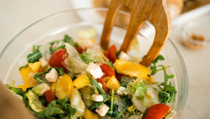 代餐行业,新兴品牌,资本投入,健康饮食,过度营销