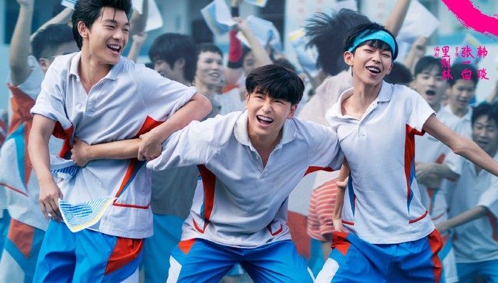 《燃野少年的天空》是歌舞片的失败，也是青春片的失败