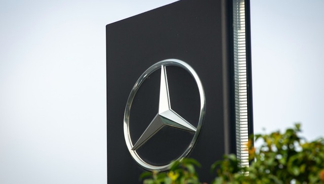 刚刚，奔驰发布史上最激进“全面电动化”战略，2022年推8款电动车续航超1000公里