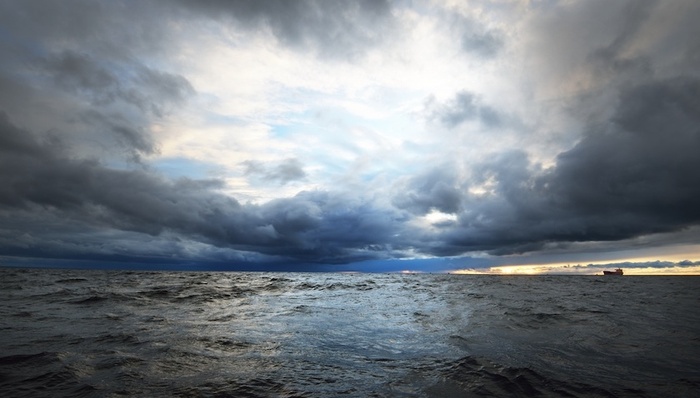 风暴潮,红色警报，海浪,红色警报，台风,烟花,,红色预警
