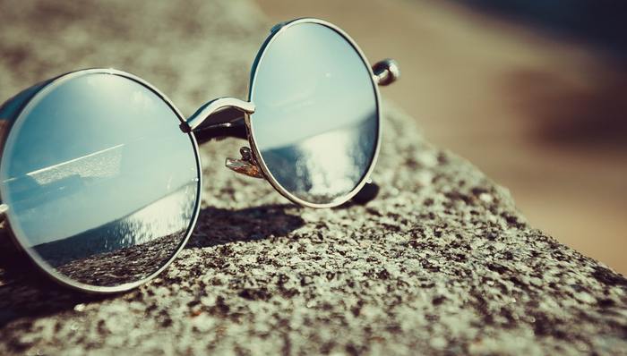 传统眼镜,商业价值