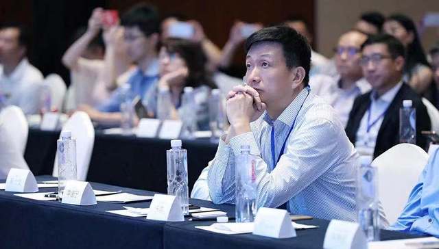 联易融,宋群,做空