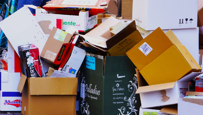 业绩堪忧,物流,股价低迷