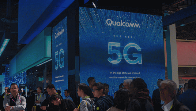 高通第三财季净利同比增140%，预计芯片供应吃紧年底前大幅改善