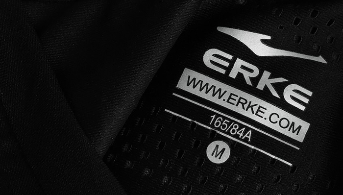 中国品牌,社会责任,艰难转型