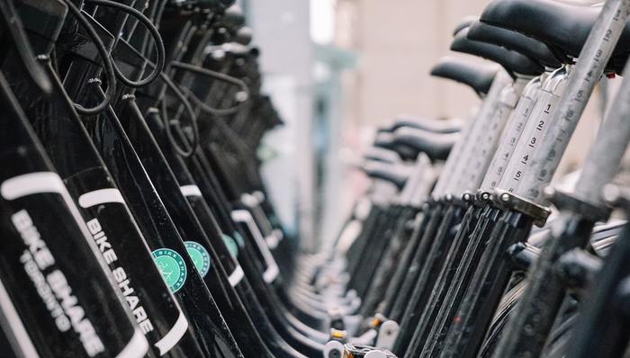 雅迪电动车,高端化,子品牌